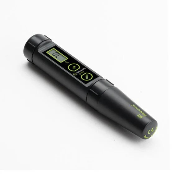 milwaukee Waterproof pH Tester with Replaceable Probe pH51
